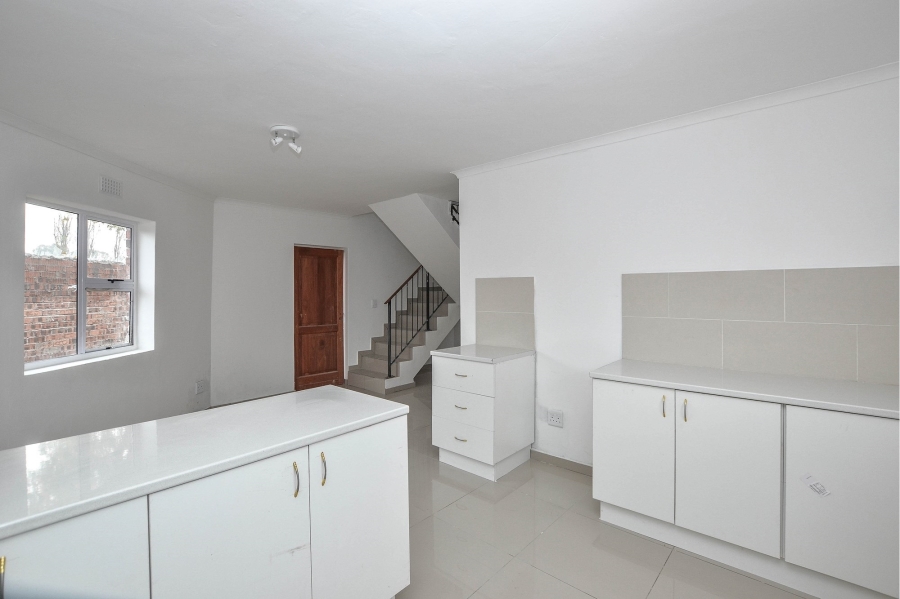 22 Bedroom Property for Sale in Oakdale Western Cape